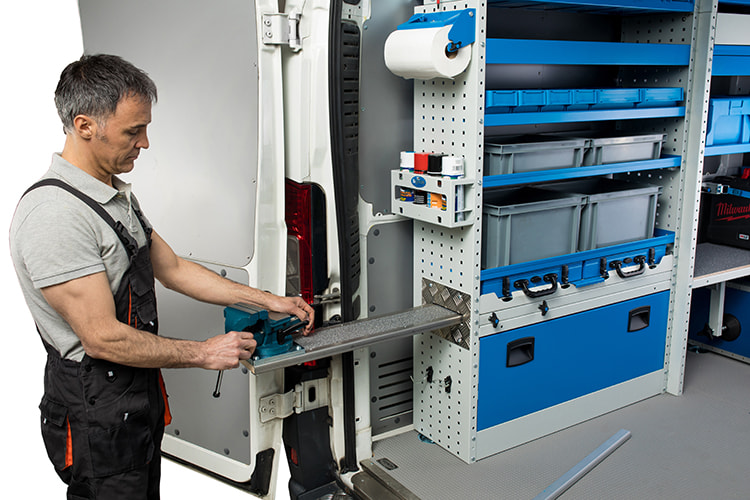 Removable vise holder with Syncro marbled wood top